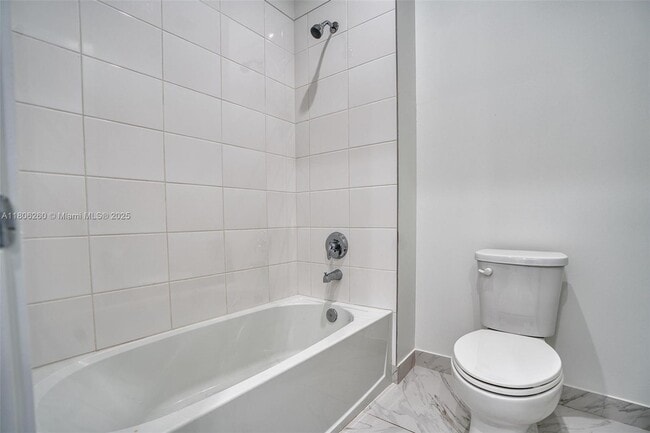 Building Photo - 4309 SW 176th Ave