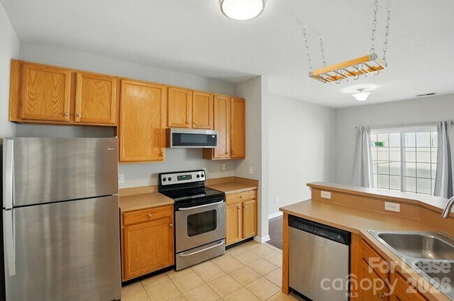 Building Photo - 12244 Stratfield Pl Cir