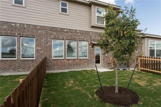 Building Photo - 17303 Leafroller Dr