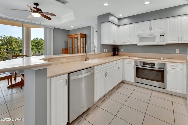 Building Photo - 4623 Rivers Edge Village Ln