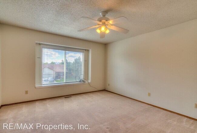Building Photo - 3 br, 2.5 bath House - 3085 Haystack Drive