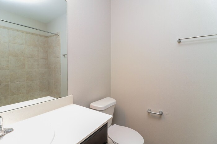 Building Photo - 1532 Millennium Dr
