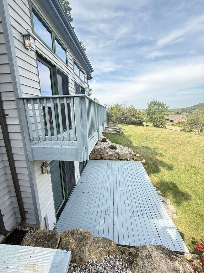 Building Photo - 125 Cogan Dr