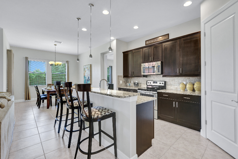 Building Photo - 12699 Fairington Way