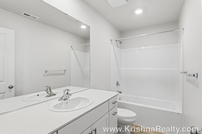 Building Photo - Beautiful 4 BD* 2.5 BA* **NEW** CONSTRUCTION* 2026 Built* Single Family Home Located In East Park...