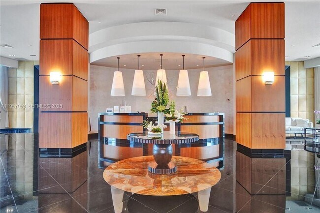 Building Photo - 3101 S Ocean Dr