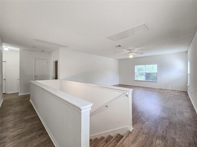 Building Photo - 8321 Cambria Dr