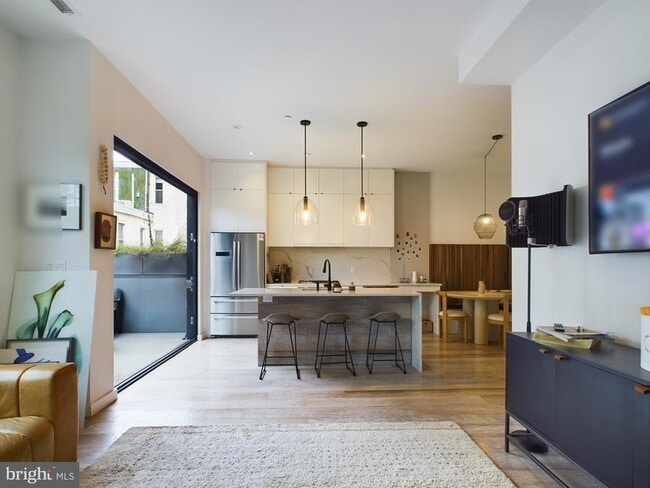 Building Photo - 1114 Shackamaxon St