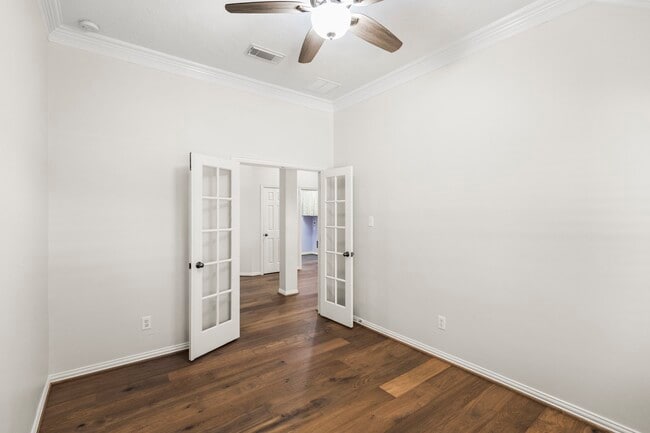 Building Photo - 10906 Bernalda Cir