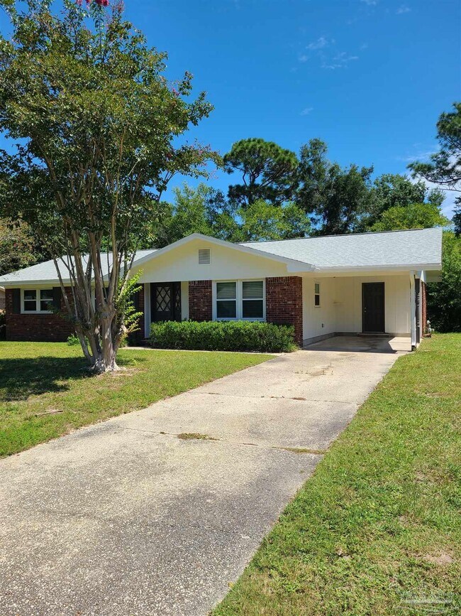 Building Photo - 5560 Hibiscus Rd