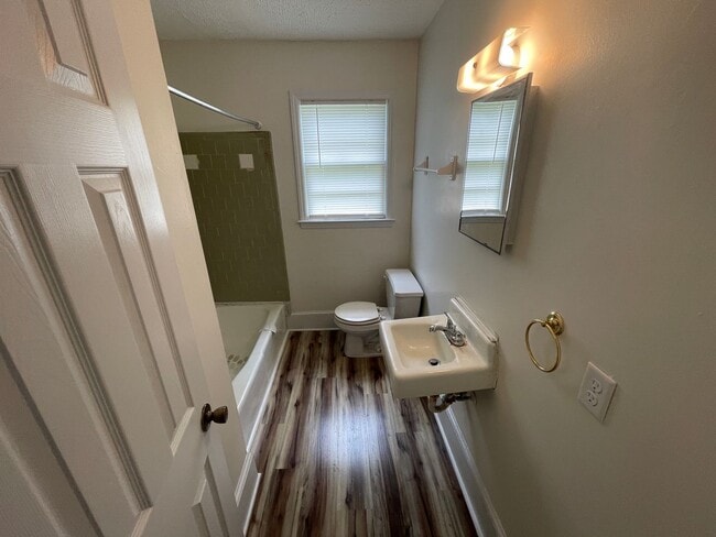 Building Photo - Single-Family Home: Near Shopping, Movie T...