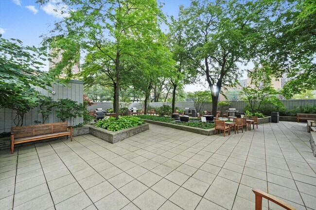 Building Photo - 3600 N Lake Shore Dr