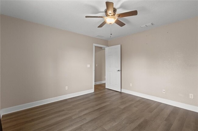 Building Photo - 5320 SW 115th Loop