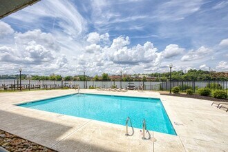 Building Photo - **Stunning Waterfront Condo in Downtown Knoxville**  2 Bedroom, 2 bath Fully renovated! Available...