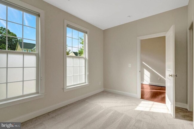 Building Photo - 8854 Orchard Ln