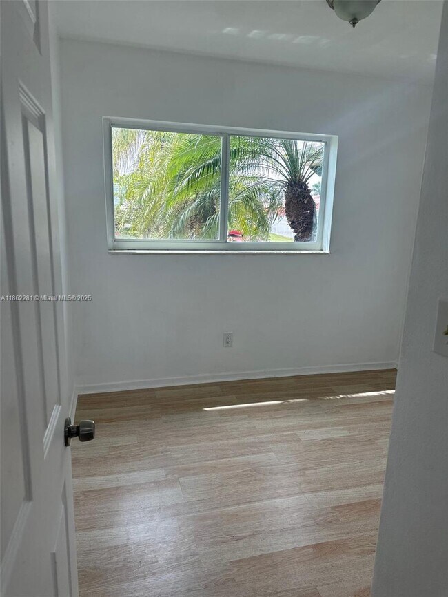 Building Photo - 12455 SW 187th St