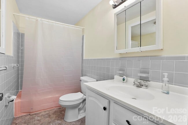 Building Photo - 535 Nicholson Creek Rd