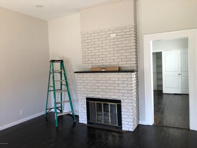 Building Photo - 1523 Christy Ave