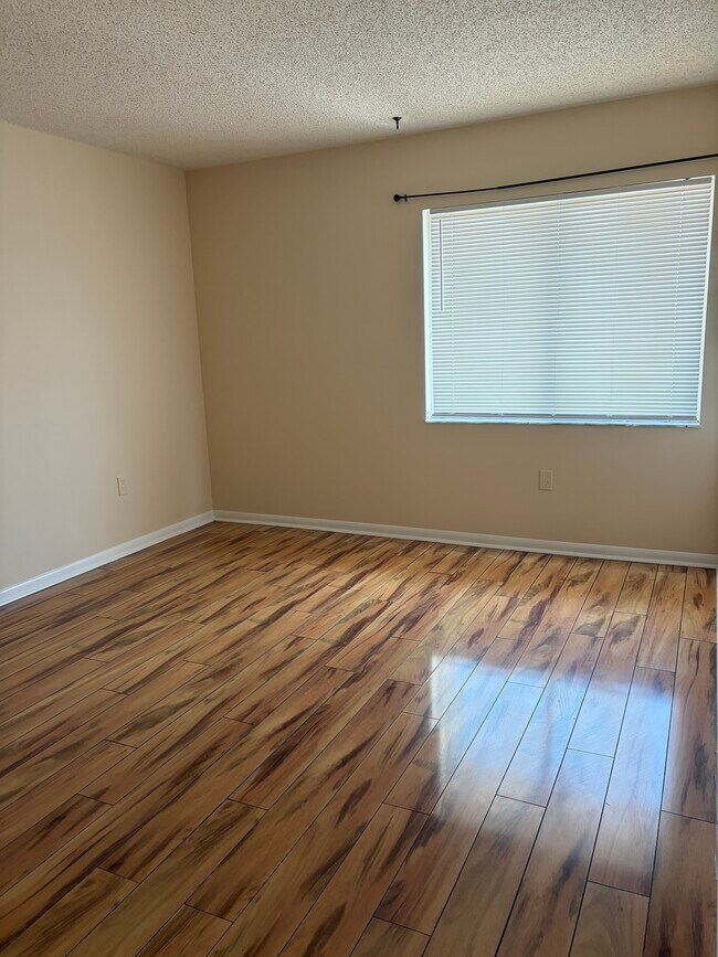 Building Photo - Tamrind Condominium