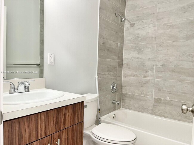 Building Photo - 430 NW 51st Ave