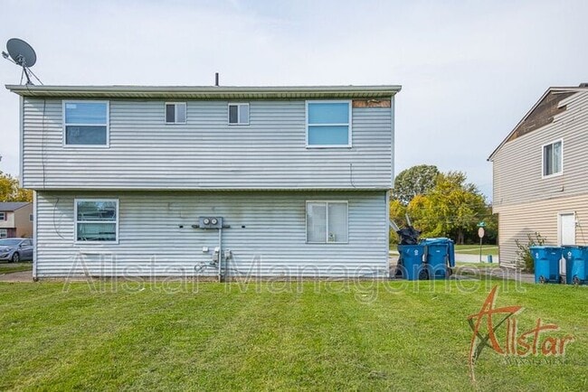 Building Photo - 1297 Fillmore Cir