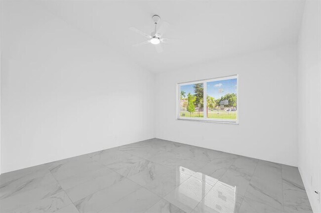 Building Photo - 8580 NW 32nd St
