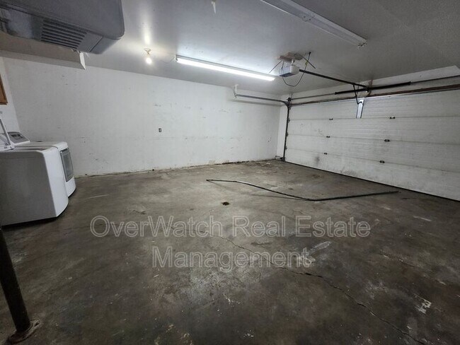 Building Photo - 8150 Williwa Ave