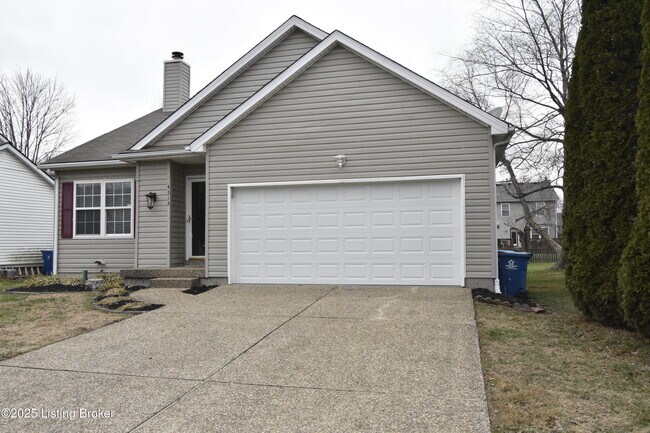 Building Photo - 4313 Hickoryview Dr