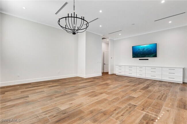 Building Photo - 5881 Sea Grass Ln