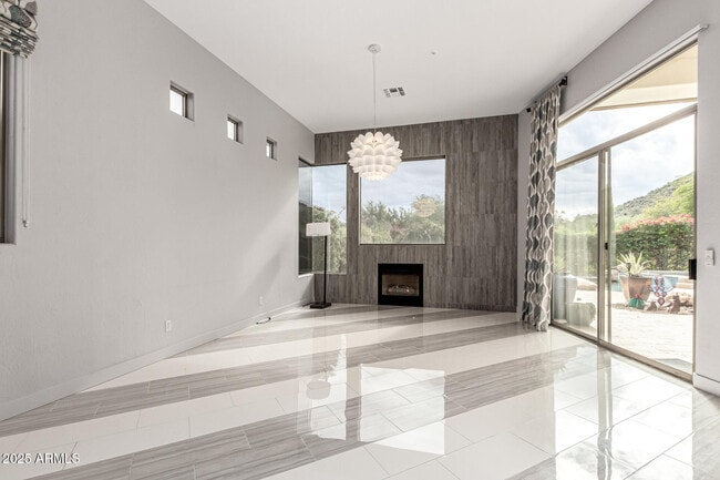 Building Photo - 15211 E Staghorn Dr