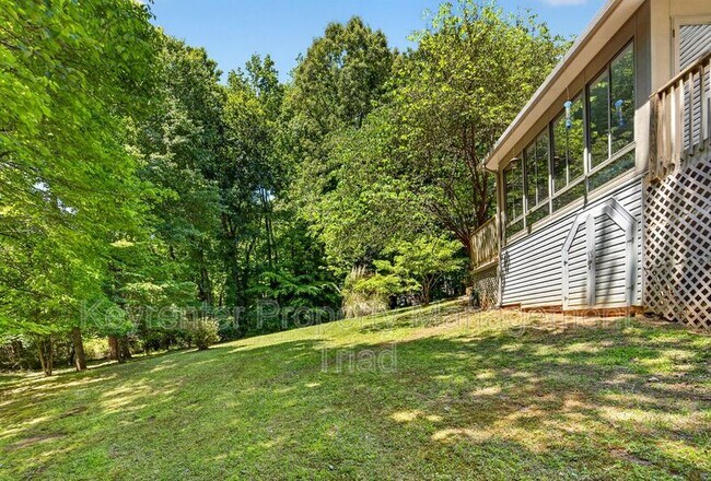 Building Photo - 407 Grenham Rd