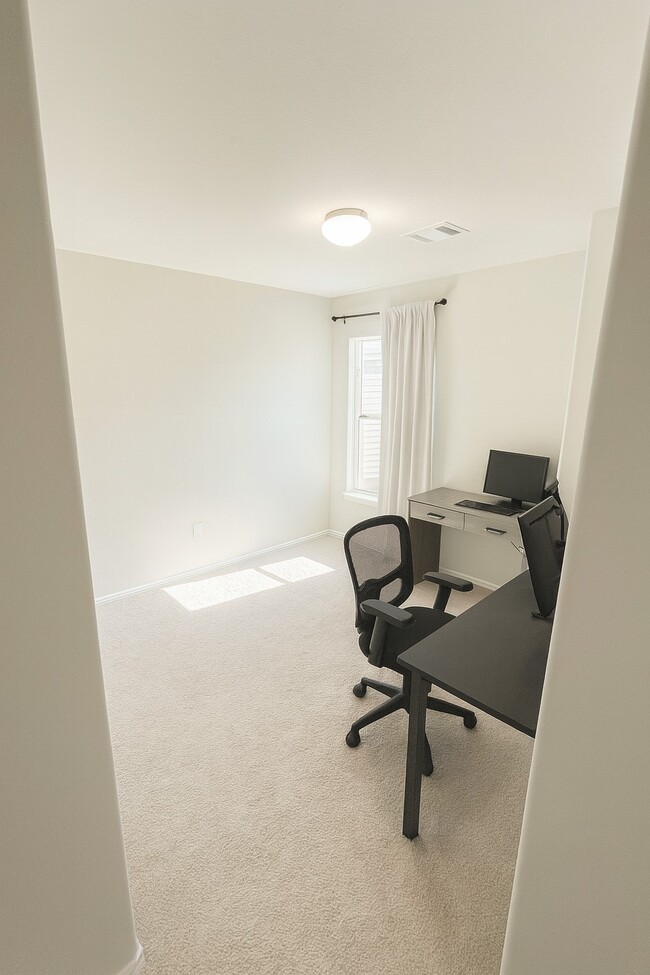 Building Photo - 23307 Dovetail Colony Ct