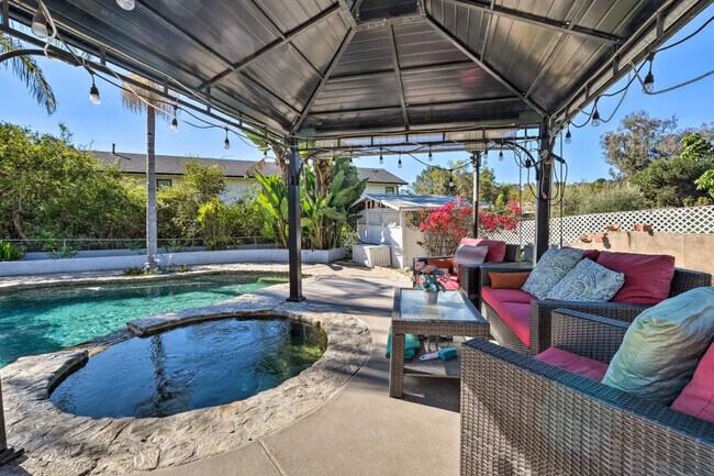 Building Photo - 276 Via del Cerrito