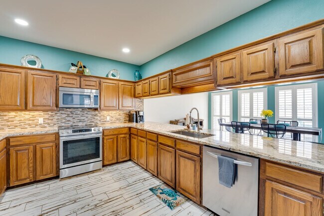 Building Photo - 15237 Isabella Ct
