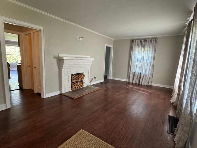 Building Photo - 5408 Villa Rd