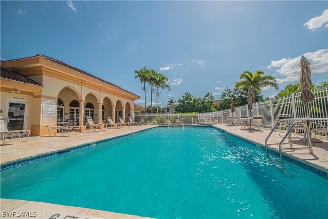 Building Photo - 15561 Bellamar Dr