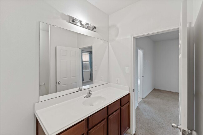 Building Photo - 5015 Alder Bend Ln