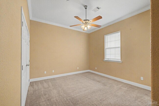 Building Photo - 542 S 72nd Ave