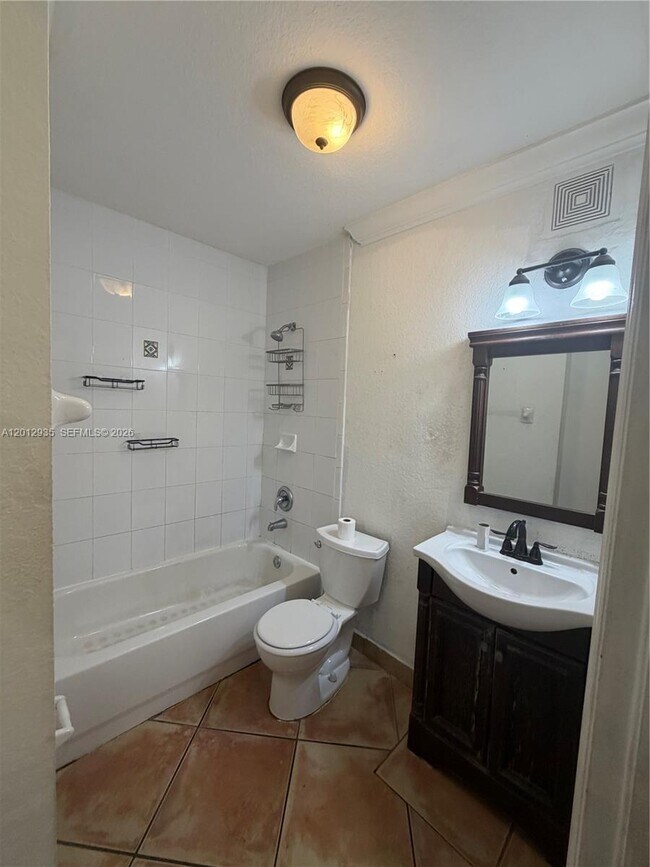 Building Photo - 8435 NW 189th Ln