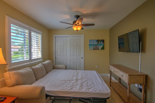 Building Photo - 7278 Salerno Ct