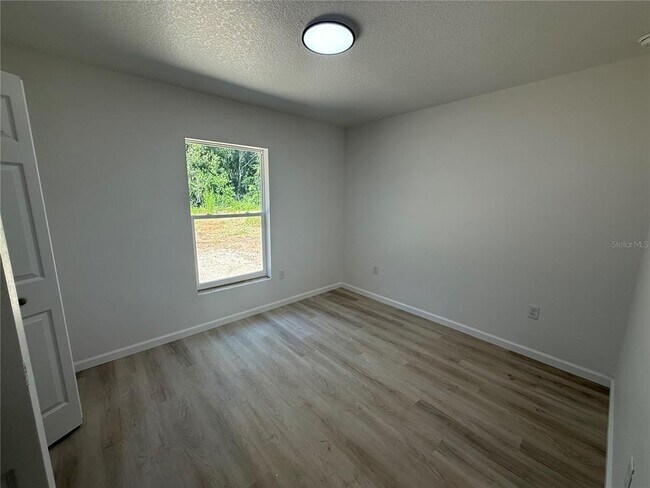 Building Photo - 5208 NW 61st Ave