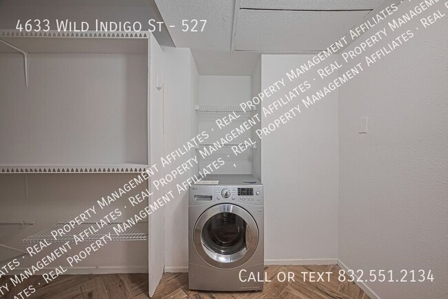 Building Photo - 4633 Wild Indigo St