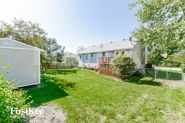 Building Photo - 18901 S Ash St