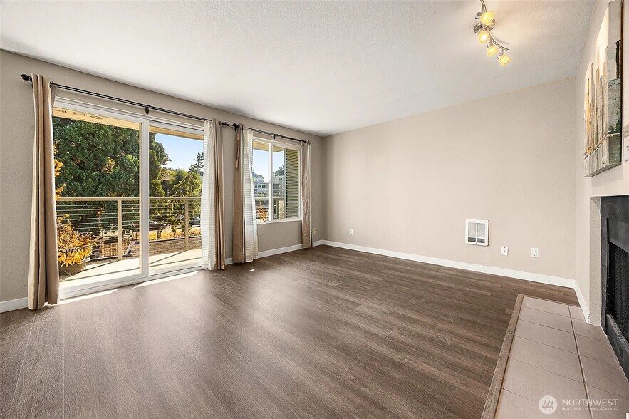 Building Photo - 1311 12th Ave S