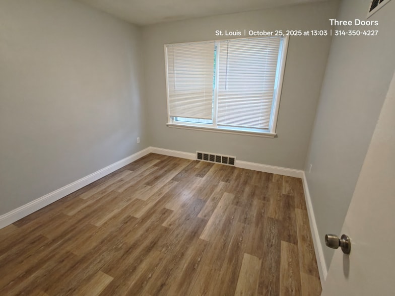 Building Photo - 1737 Parker Rd