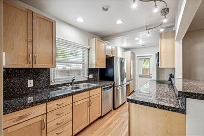 Building Photo - Cory-Merrill Charmer