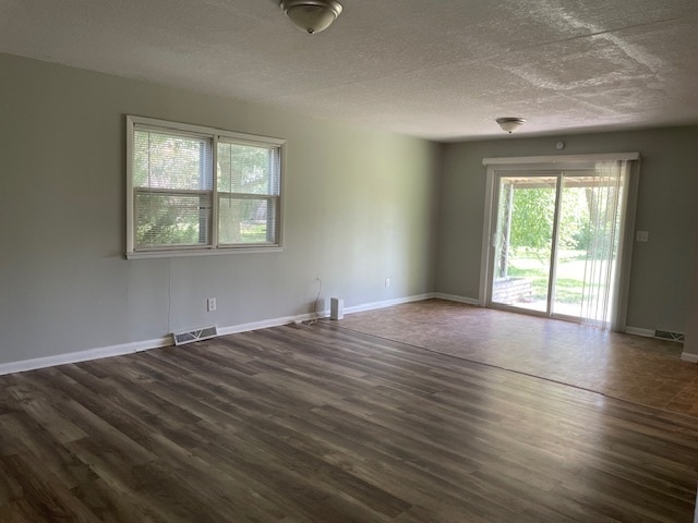 Building Photo - 1406 W Main Terrace