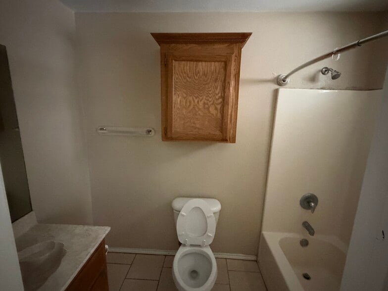 Apt D: Master Bathroom - 302 W Amy Dr