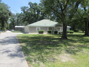Building Photo - 2549 Cactus St