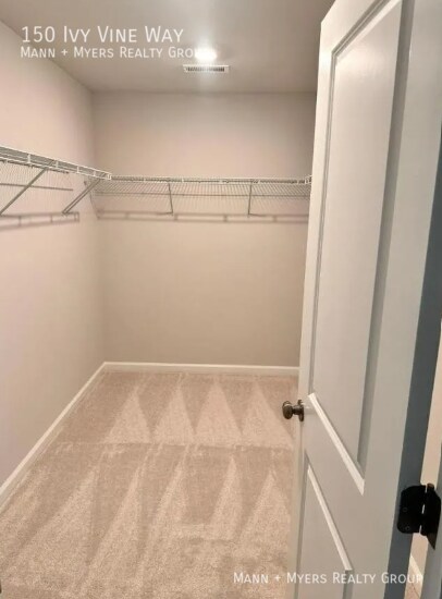 Building Photo - 150 Ivy Vine Wy